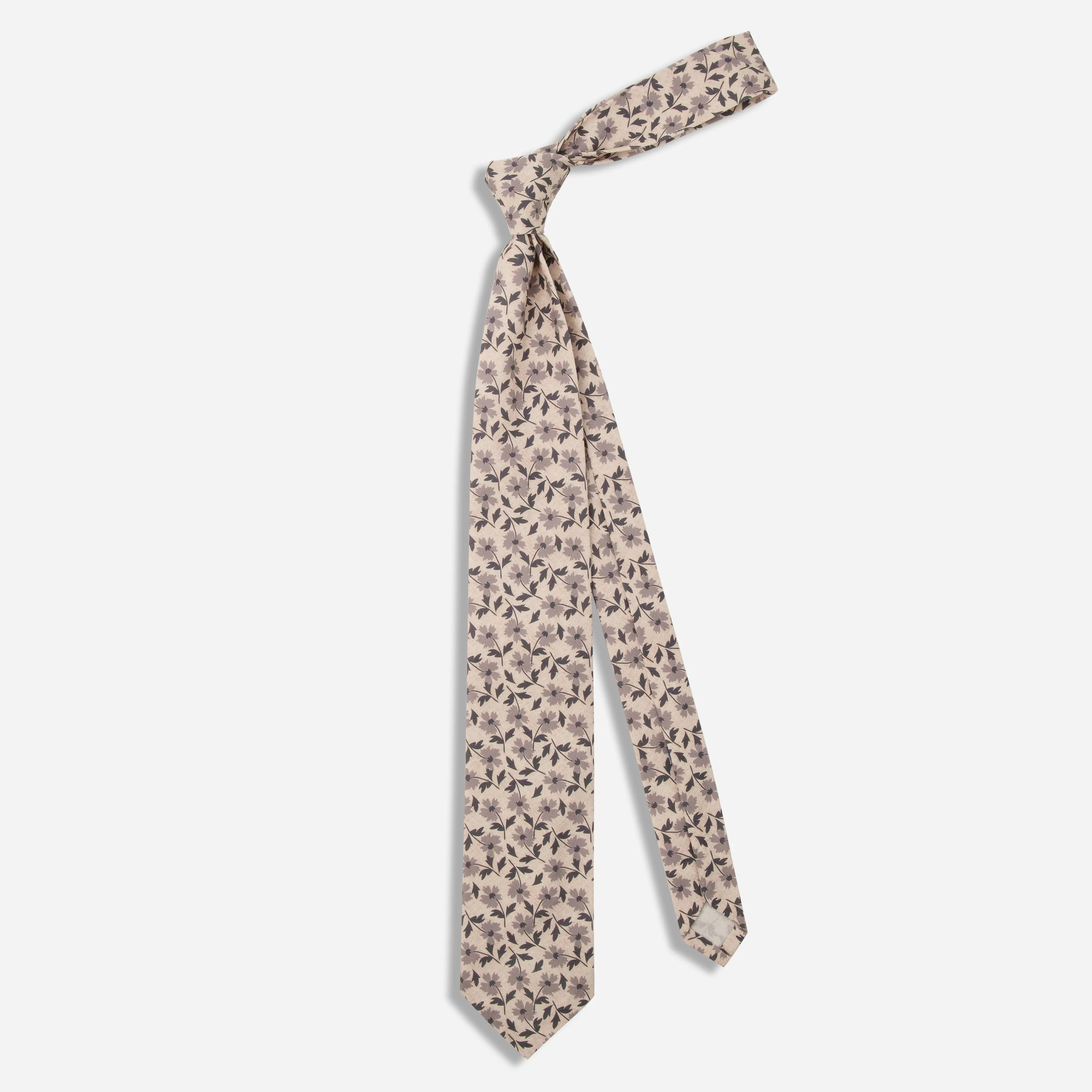 Lakeshore Daisies Champagne Tie